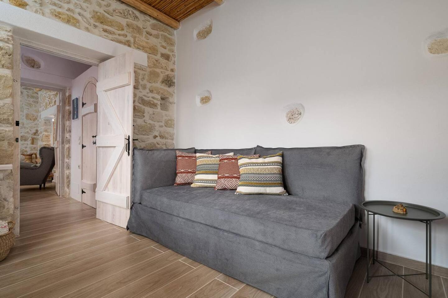 Physis Country House 2 Near Matala Beach & Faistos Kouses Exterior photo